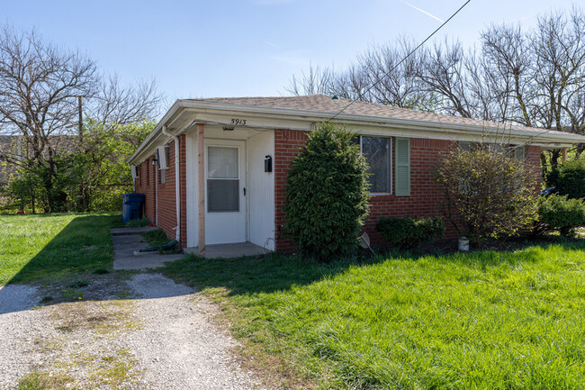Building Photo - 5913 W Morris St