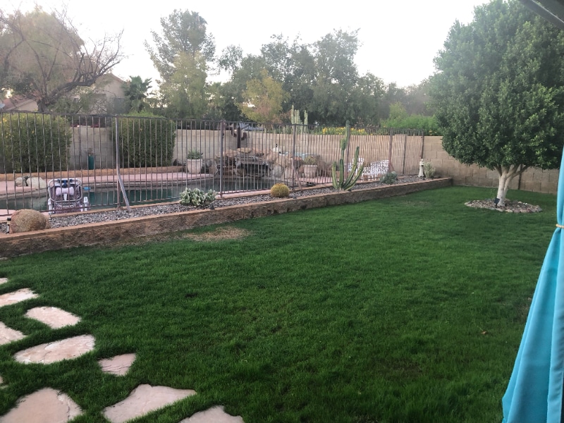 Building Photo - 190 S Hazelton Dr