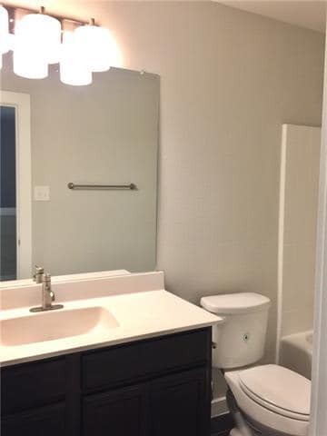 Building Photo - 1036 Sierra Vista Ct