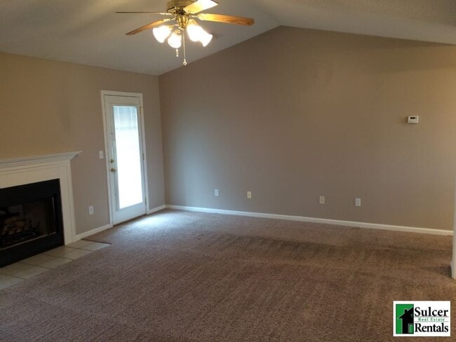 Building Photo - 2109 Bristol Dr