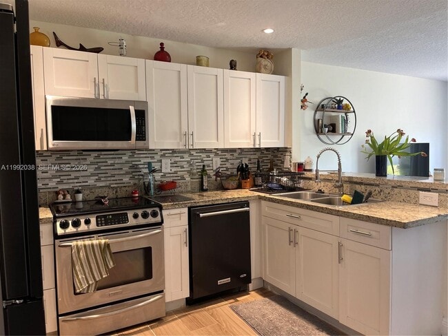 Building Photo - 12992 SW 32nd St