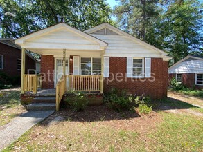 Building Photo - Colonial Heights