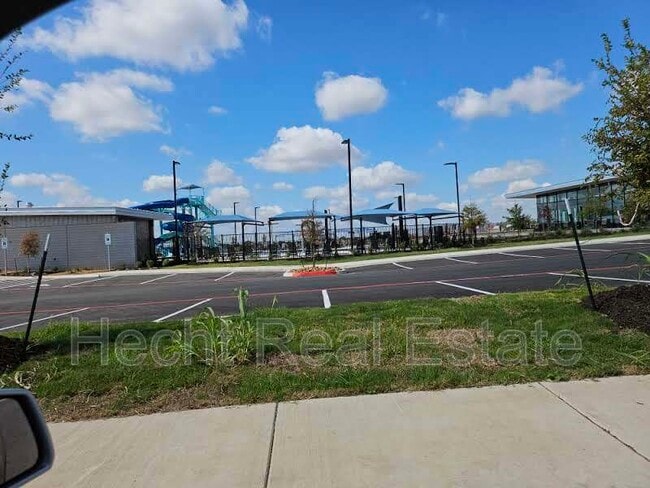 Building Photo - 9216 Saint Jerome