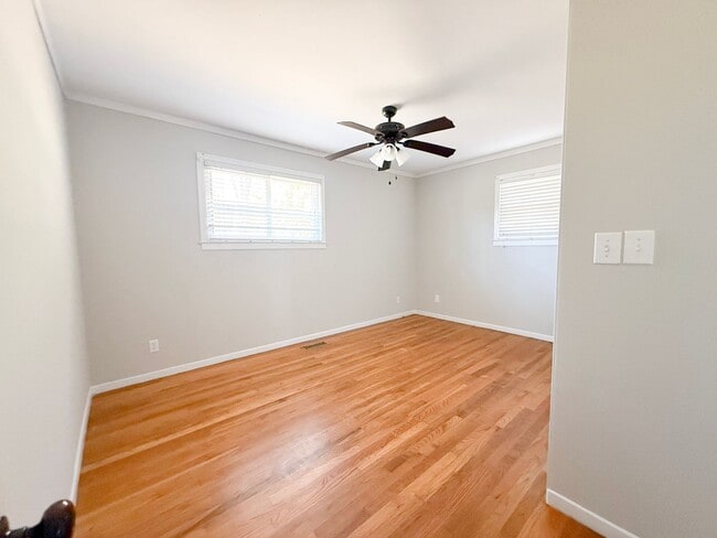 Building Photo - 3-Bedroom Single-Family Home Near TTU with Hardwood Floors and Carport