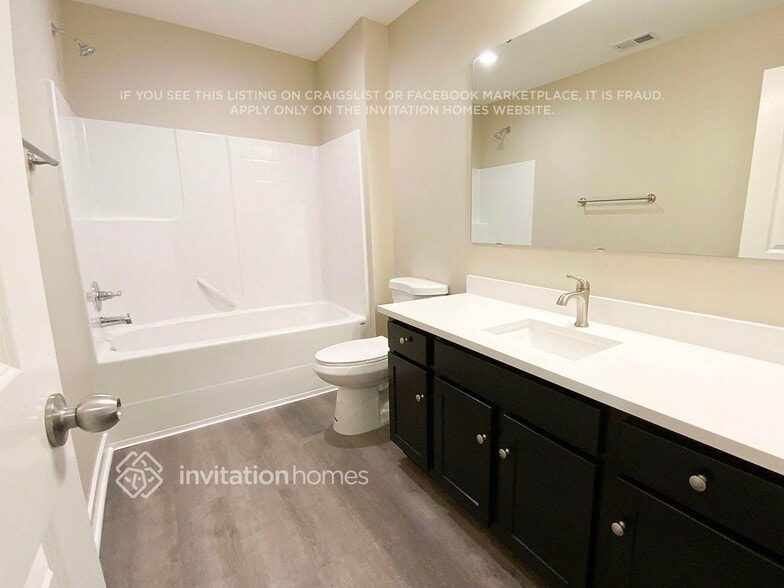 Building Photo - 9084 Aster St SE