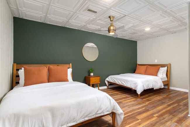 Building Photo - 54 Hyder Ln