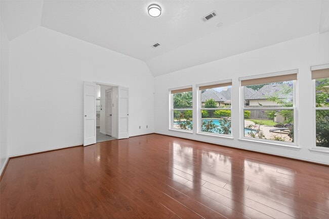 Building Photo - 15106 Dawnbrook Dr