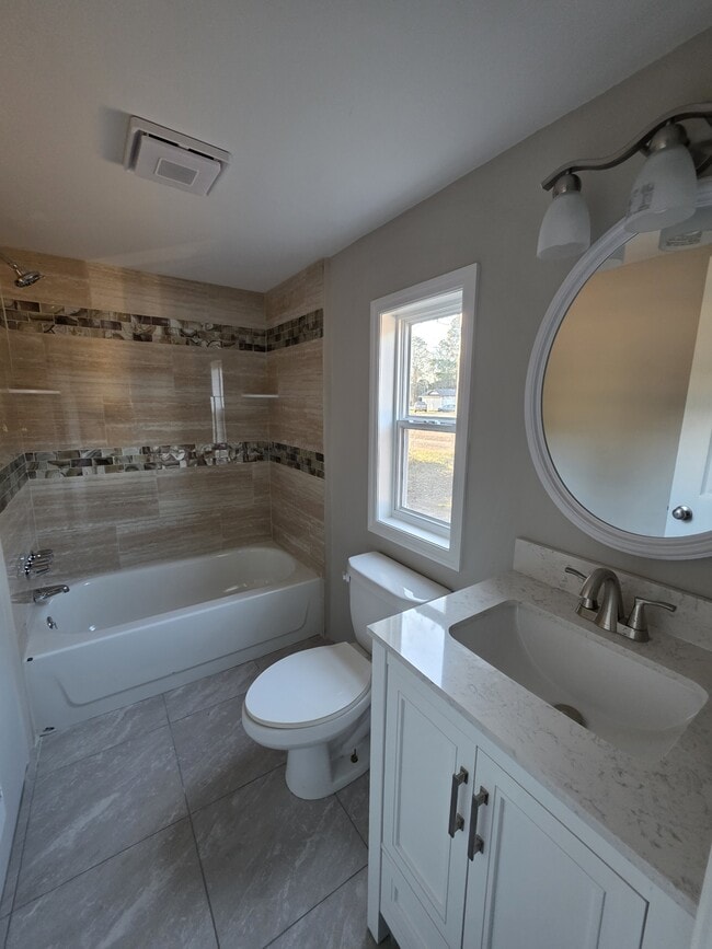 Building Photo - 126 Buckeye Ct