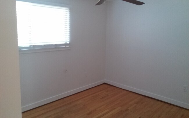 Building Photo - 9212 Groundhog Dr