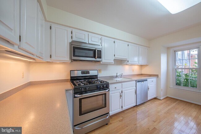 Building Photo - 3133 Windwood Farms Dr