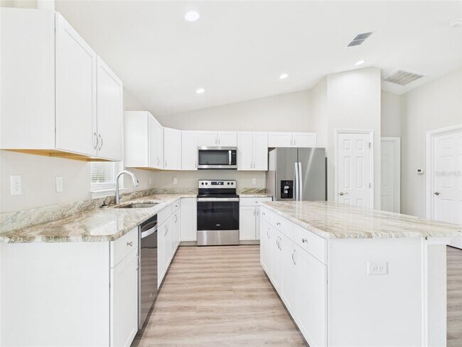Building Photo - 13865 SW 108th Ln