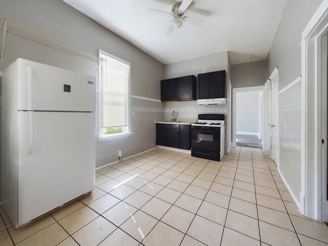 Building Photo - 8259 S Burley Ave