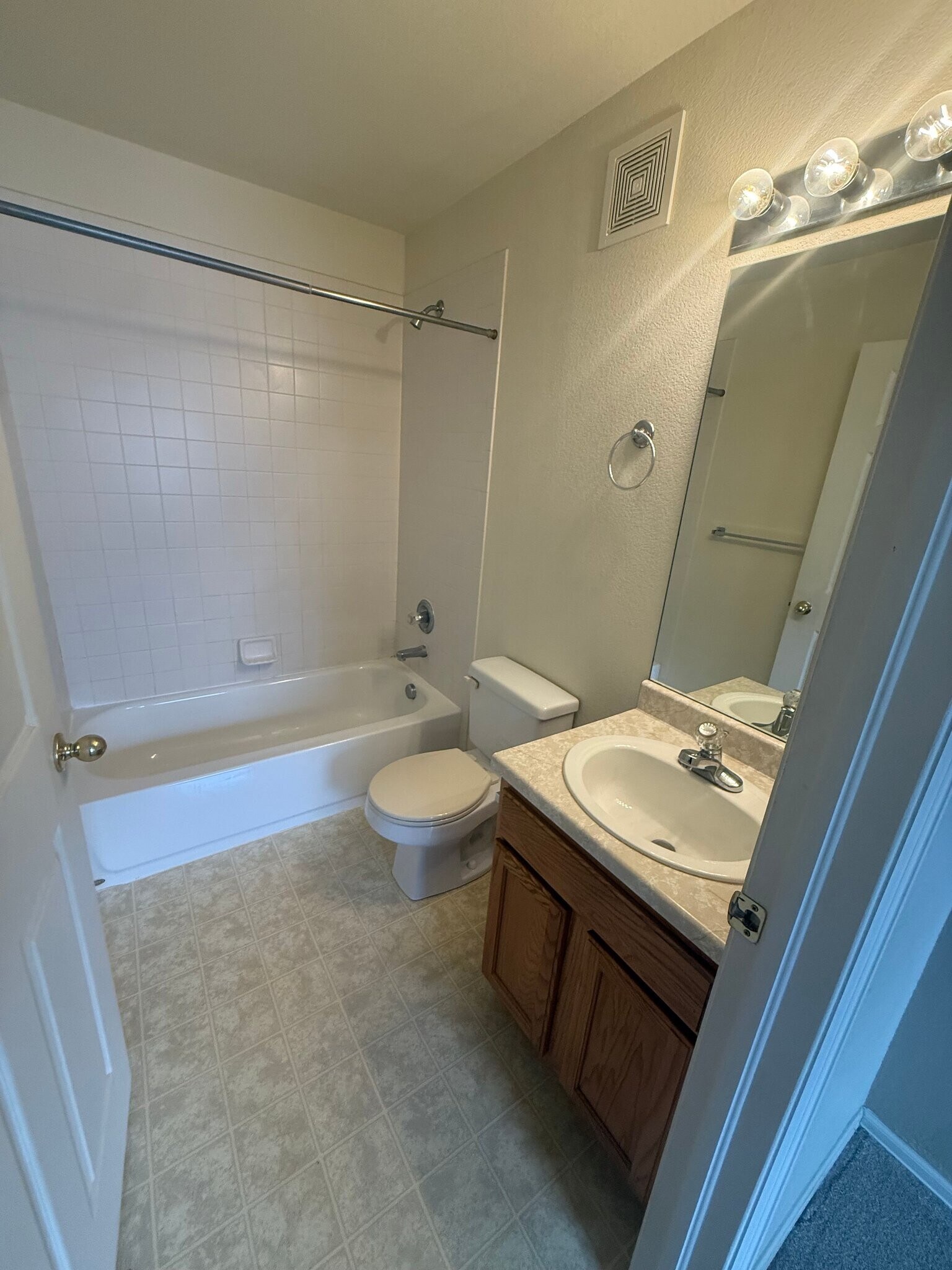 Building Photo - 299 Ellers Grove