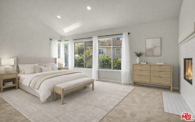 Building Photo - 2605 Country Ln