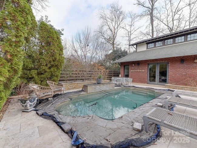 Building Photo - 1413 Devon Dr