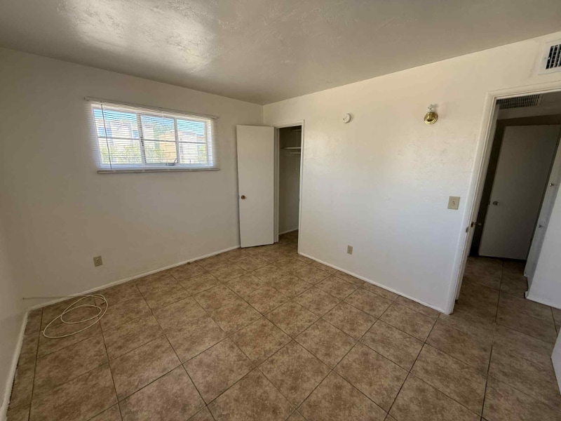 Building Photo - 3569 E 3rd St