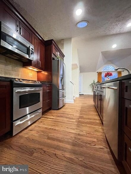 Building Photo - 402 Kojun Ct