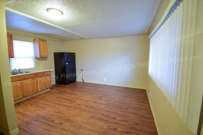 Building Photo - 161 S Lincoln Ave