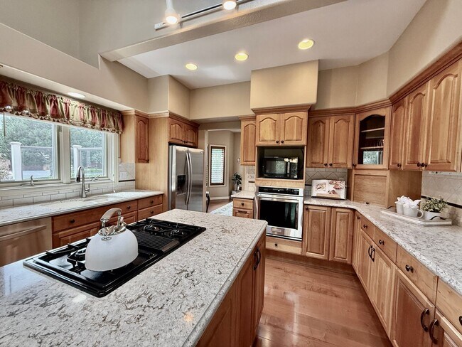 Building Photo - 3805 Brushland Ct