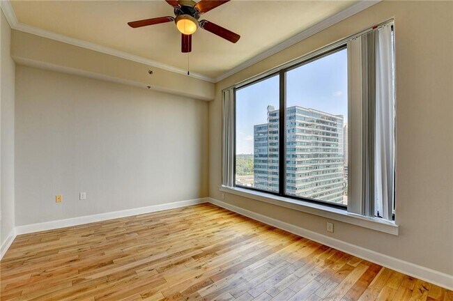 Building Photo - 3445 Stratford Rd NE