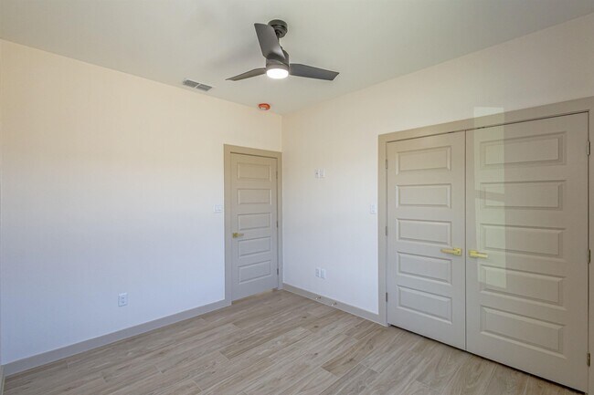 Building Photo - 5704 Kylee Dr
