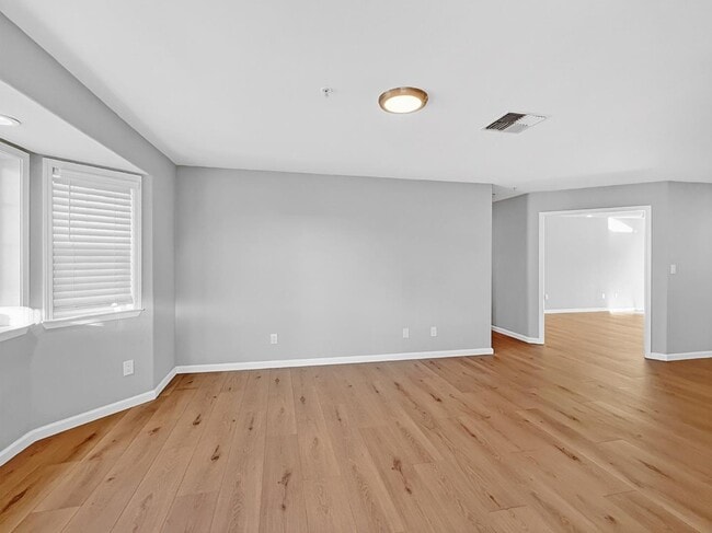 Building Photo - 2800 Roop Rd