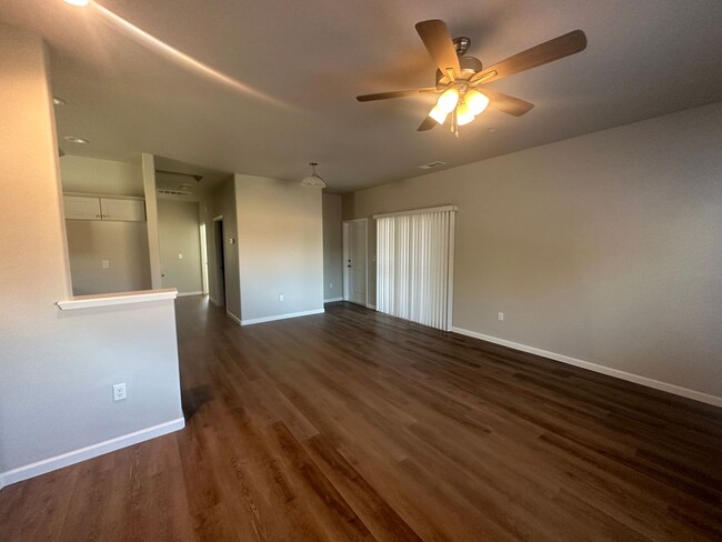 Building Photo - Wood Ranch Apartments 506