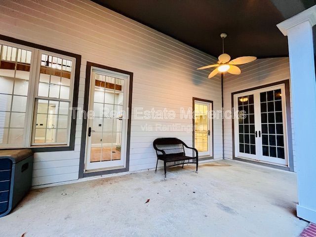 Building Photo - 784 New Home Loop