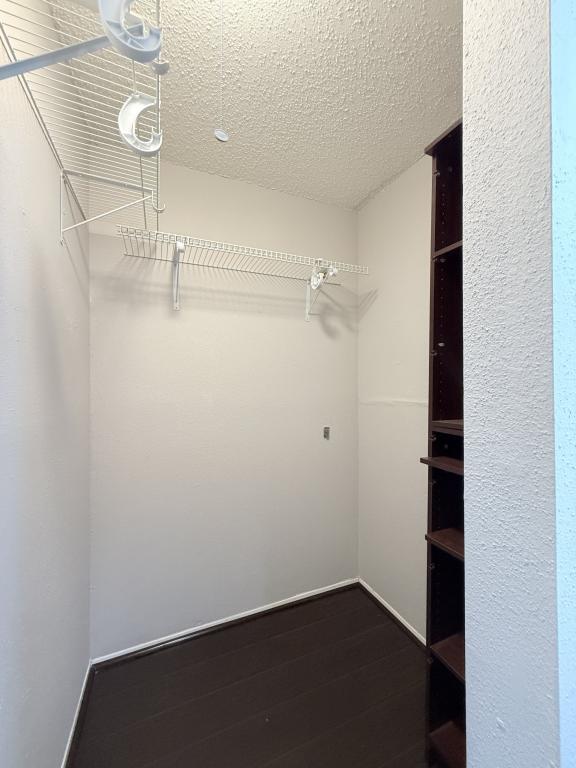 Building Photo - 9383 Pagewood Ln