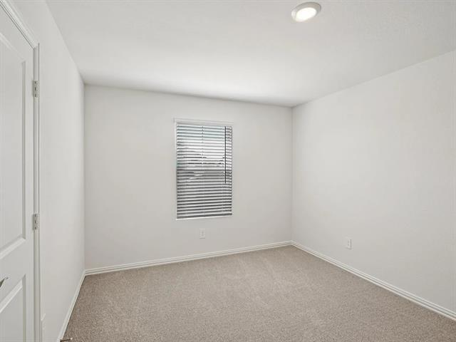Building Photo - 522 Blanton St