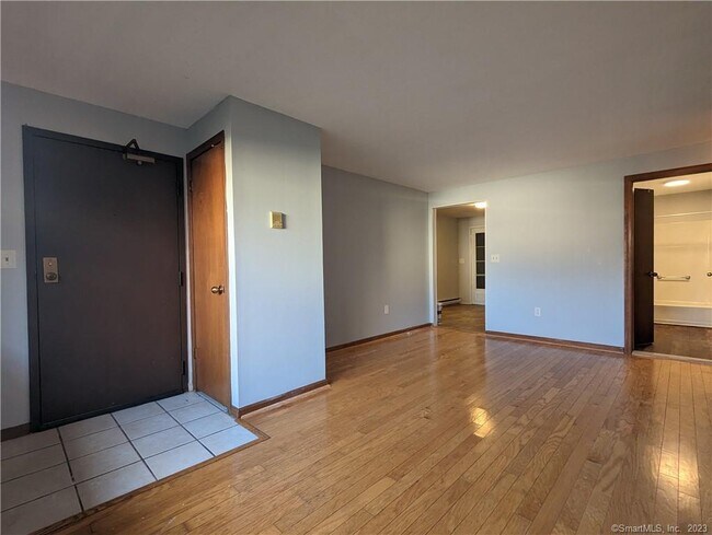 Building Photo - 11 Westgate St