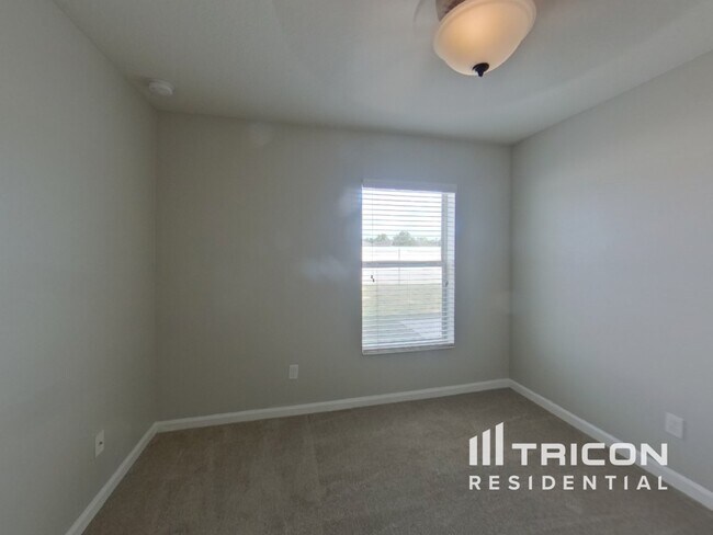 Building Photo - 1132 Hill Flower Dr
