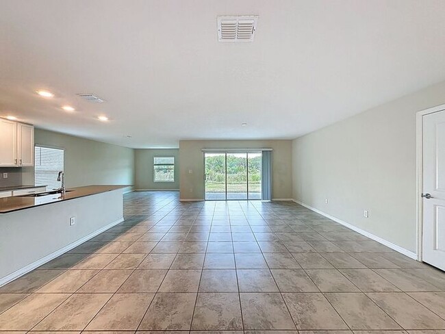 Building Photo - RESORT STYLE HOME IN STOREY CREEK