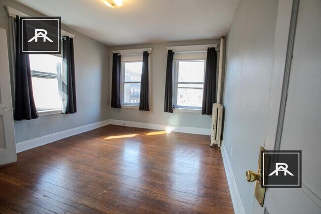 Building Photo - 2 bedroom in Brighton MA 02135