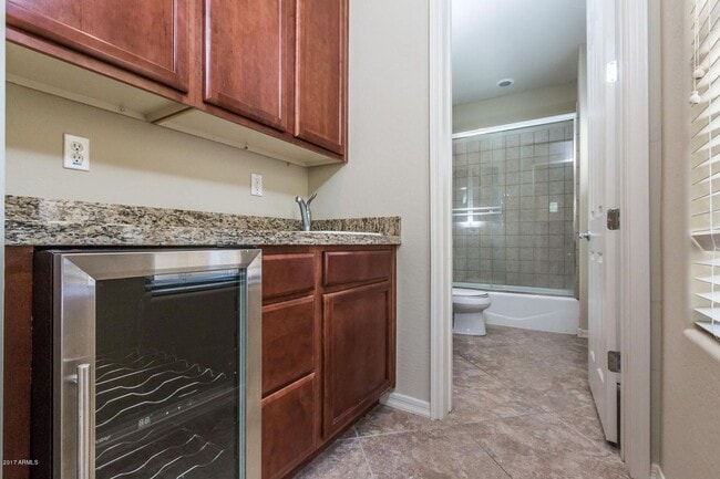 Building Photo - Beautiful Palm Valley Golf Course Home with Casita