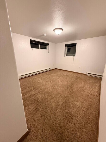 Bedroom View 1 - 1011 5th Ave SE