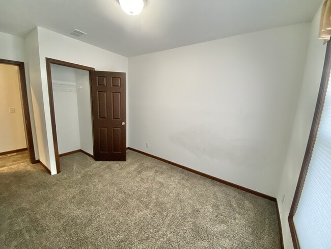 Building Photo - 3257 Harrison Rd