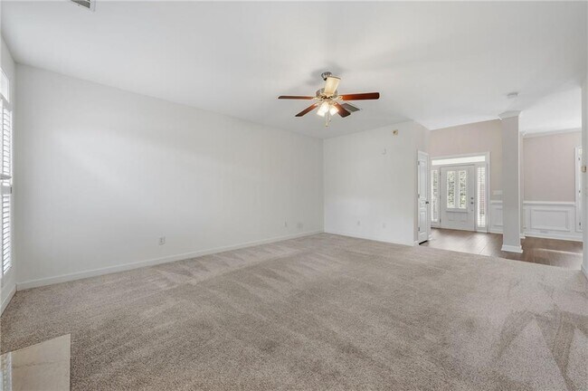 Building Photo - 3365 Tanager Ct