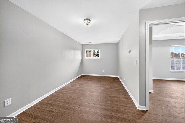 Building Photo - 4852 Tangerine Cir