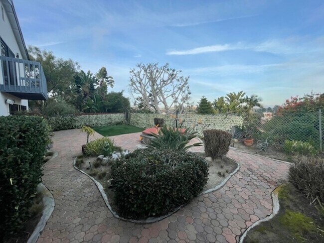 Building Photo - 13161 Shalimar Pl