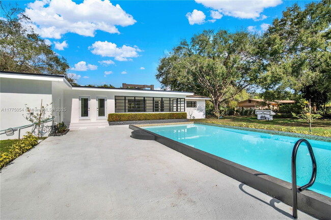 Building Photo - 9790 SW 136th St
