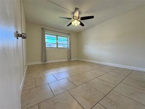 Building Photo - 5800 Margate Blvd