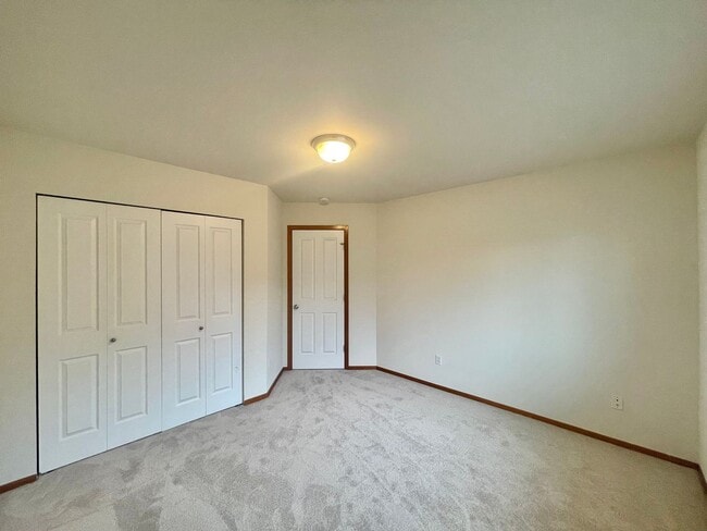 Building Photo - Charming Home in quiet Sunset Landing Community, Edmonds!