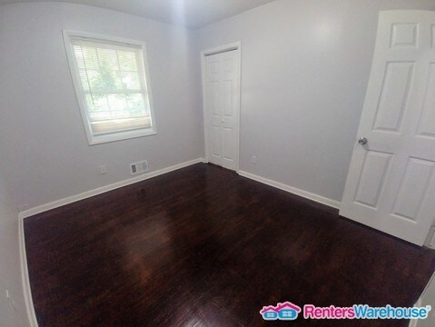 Building Photo - 2574 Brentford Pl