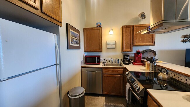 Building Photo - 835 Ocean Shores Blvd NW