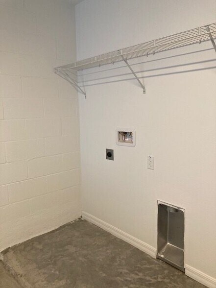 Building Photo - 21 Wood Arbor Ln