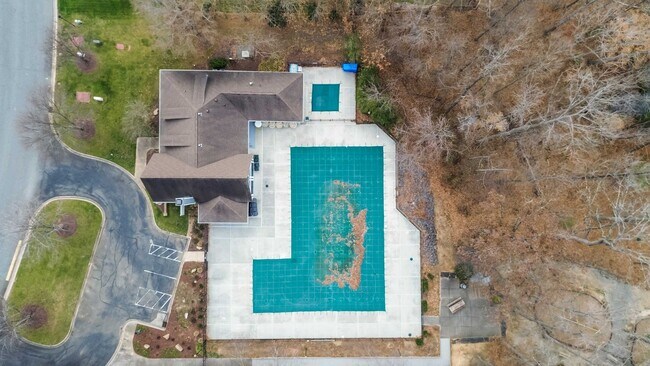 Building Photo - Beautiful Home just minutes from Mountain Island lake