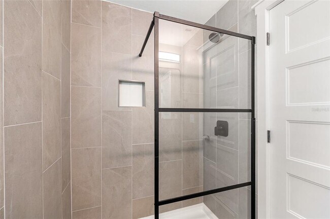 Building Photo - 231 E Madeira Ave