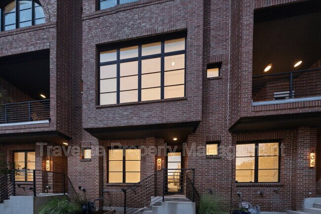 Building Photo - 408 Rayner Ave