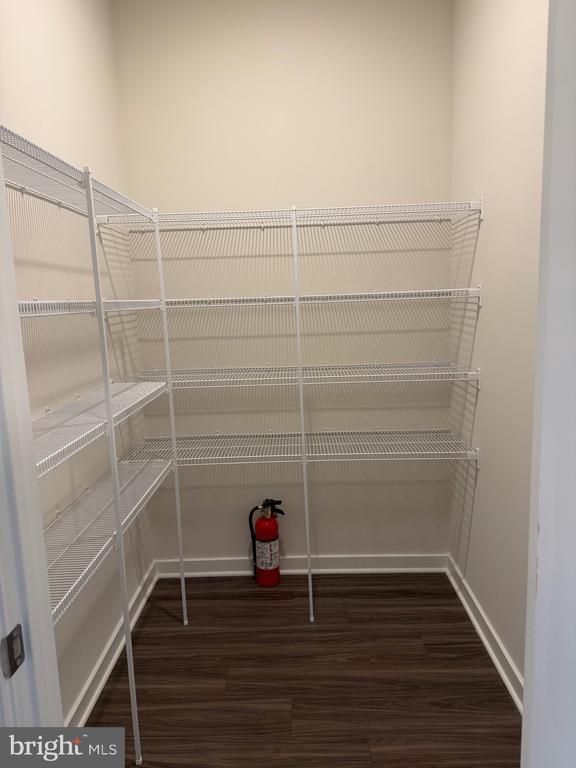 Building Photo - 127 Painters Wy